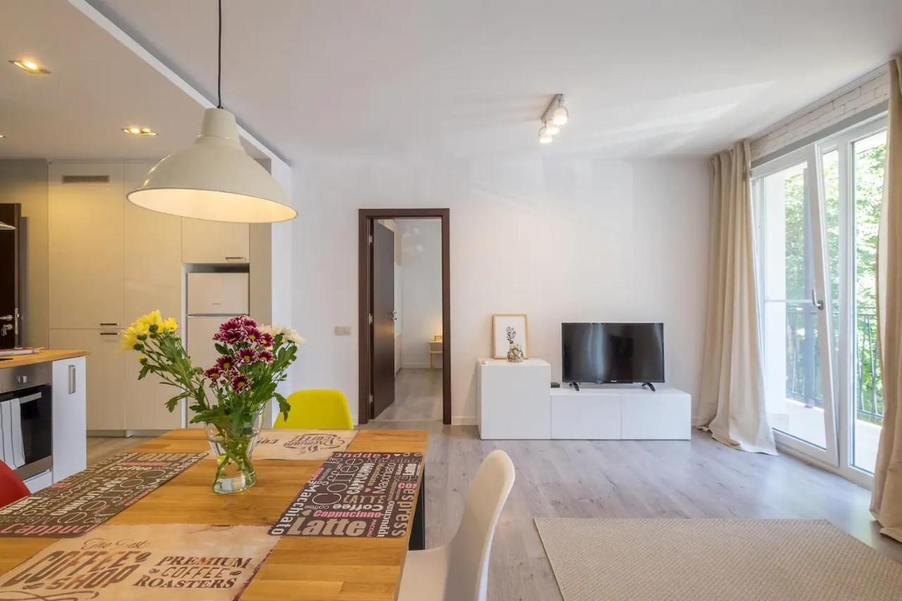 דירה Quiet & Airy Modern Apt. Centre Free Parking